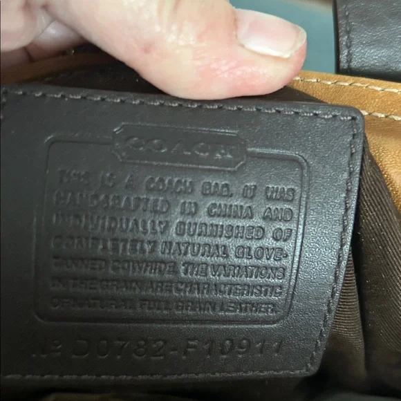 Stylish Tan and dark brown Leather satchel purse Set - Picture 9 of 13